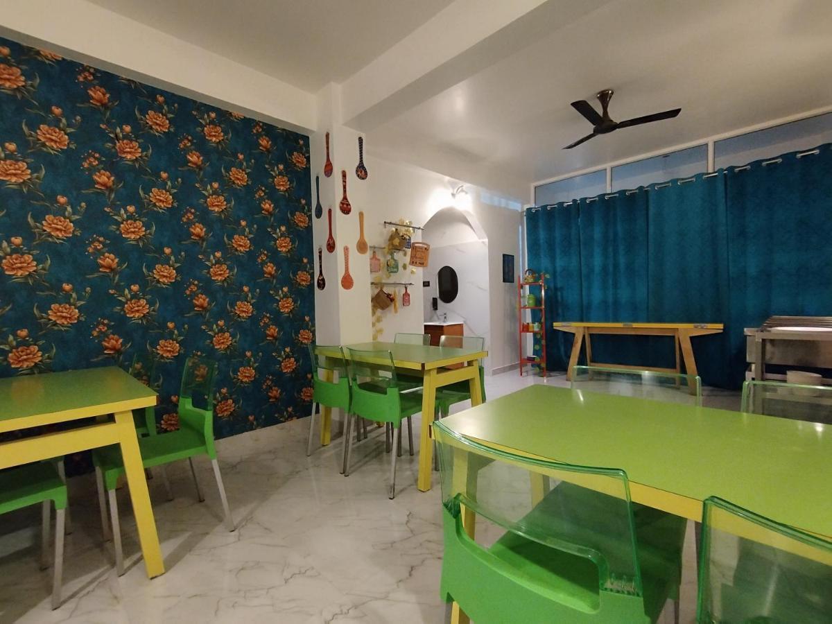 Jubels Homestay Guwahati Ngoại thất bức ảnh