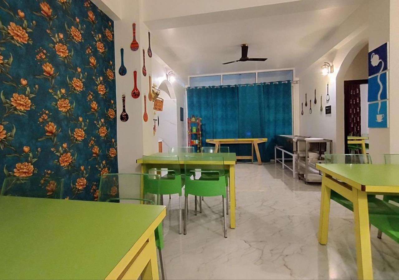 Jubels Homestay Guwahati Ngoại thất bức ảnh